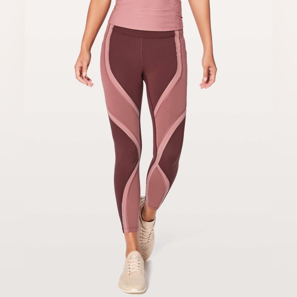 Lululemon Wild Twist Graphic Contour High Rise 7/8 Tight / Leggings *25